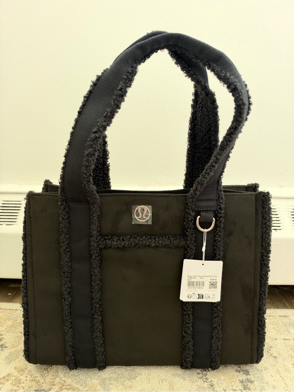 lululemon athletica Boxy Tote Faux Shearling Trims